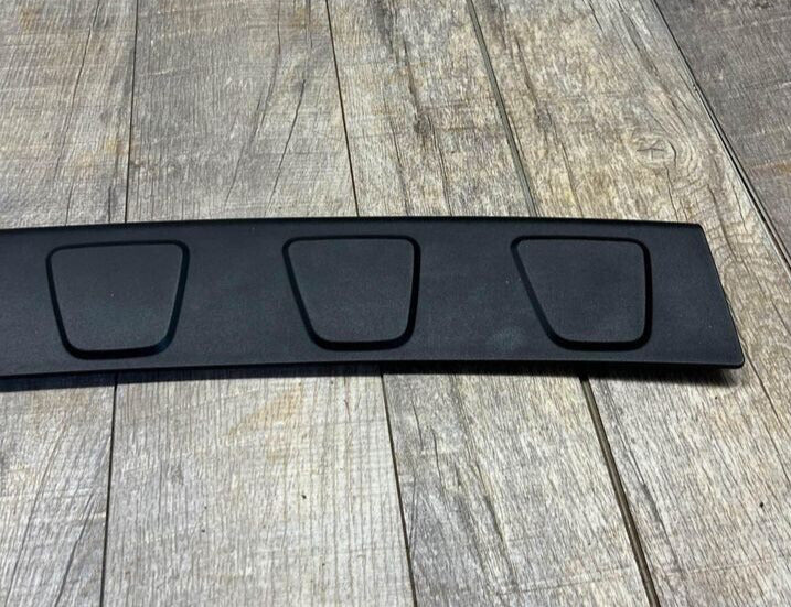 2009-15 Honda Pilot Rear Bumper Step Trim
