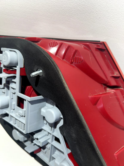 2008-10 Mercedes C300 Right Side Taillight Lamp