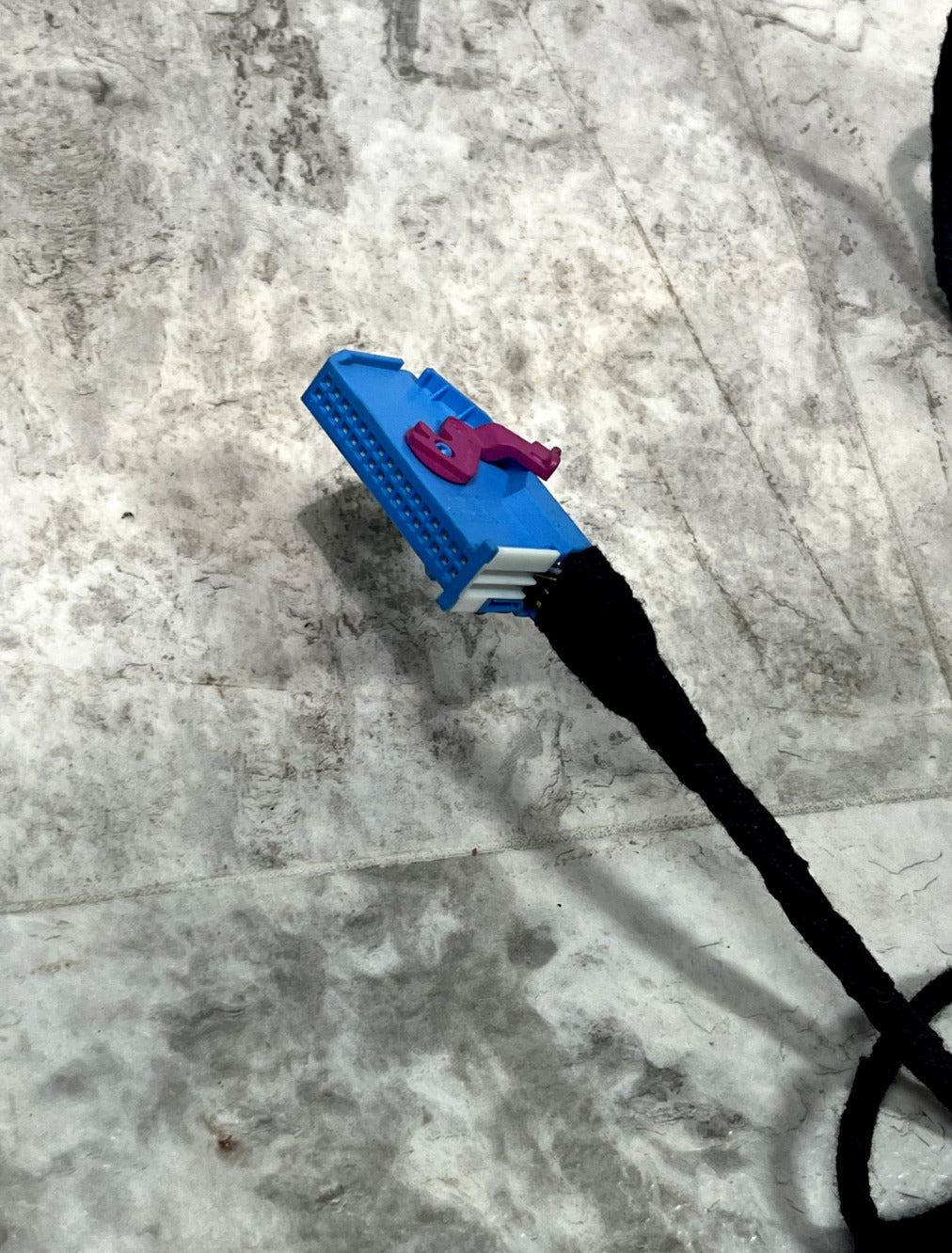 2007-15 Audi Q7 Front Left or Right Door Wiring Harness