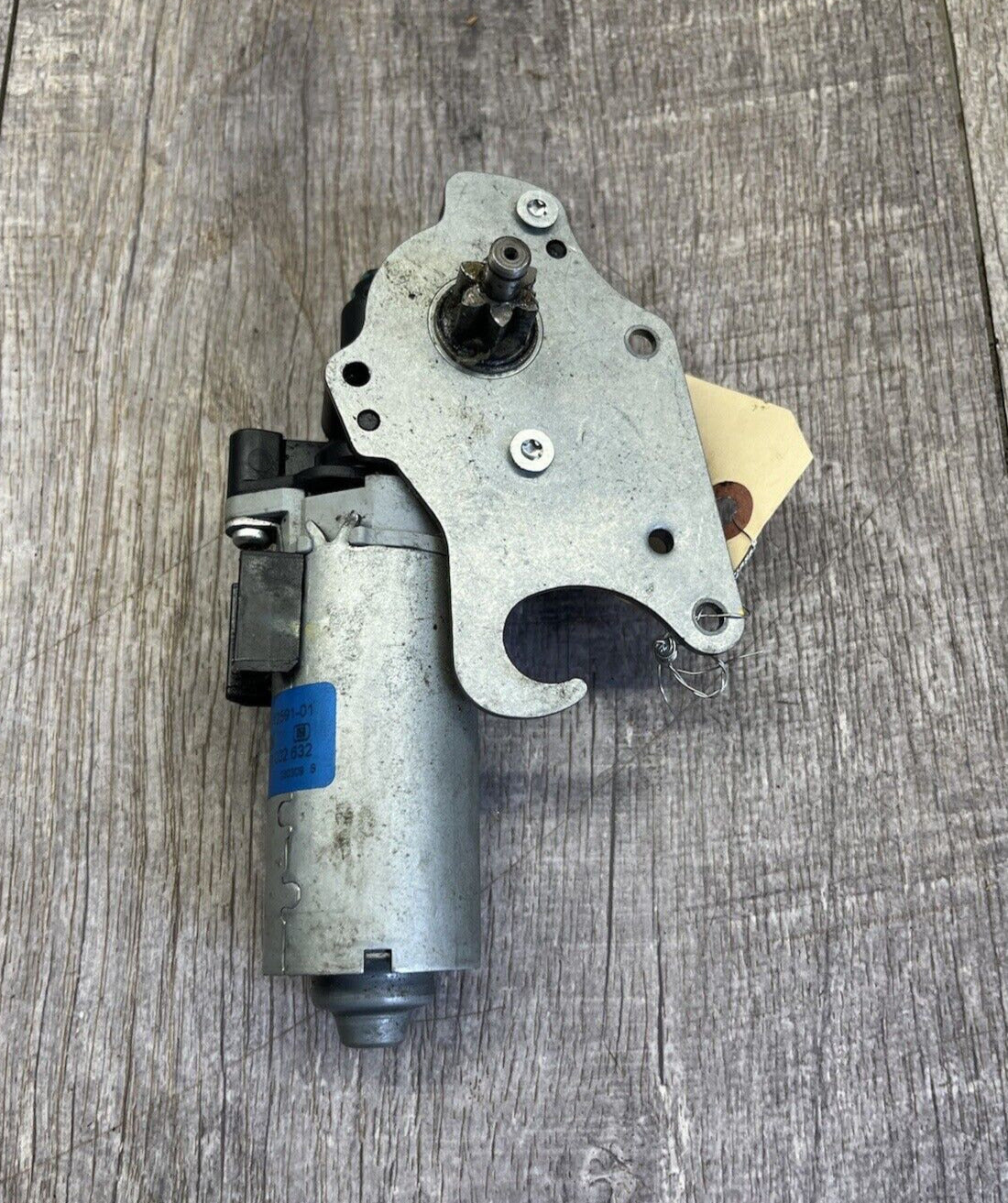 2006-11 BMW E90 E91 E92 328i Front Left Seat Adjustment Motor OEM