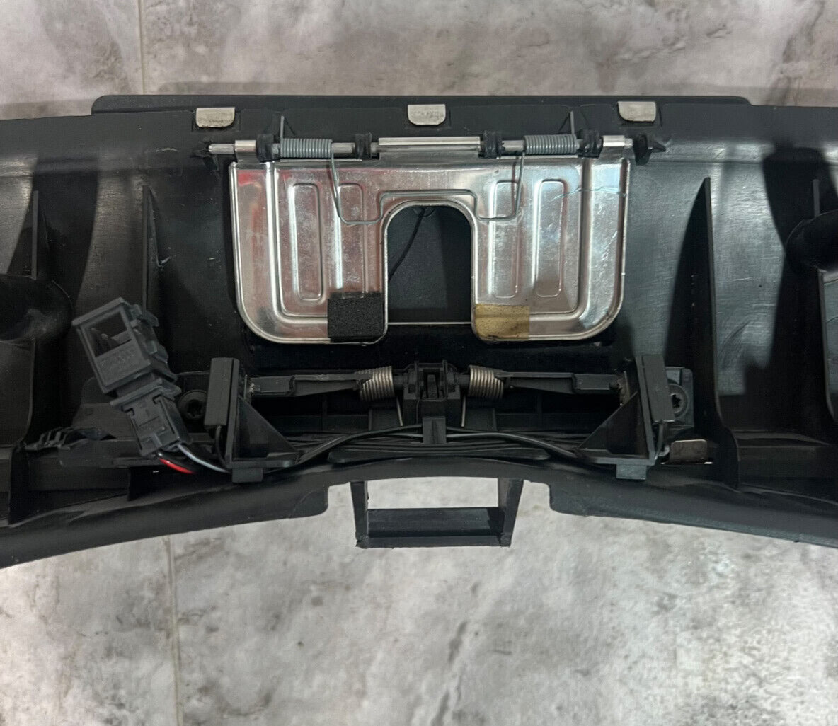 2007-15 Audi Q7 Rear Trunk Sill Scuff Plate Trim Cover Panel Molding OEM