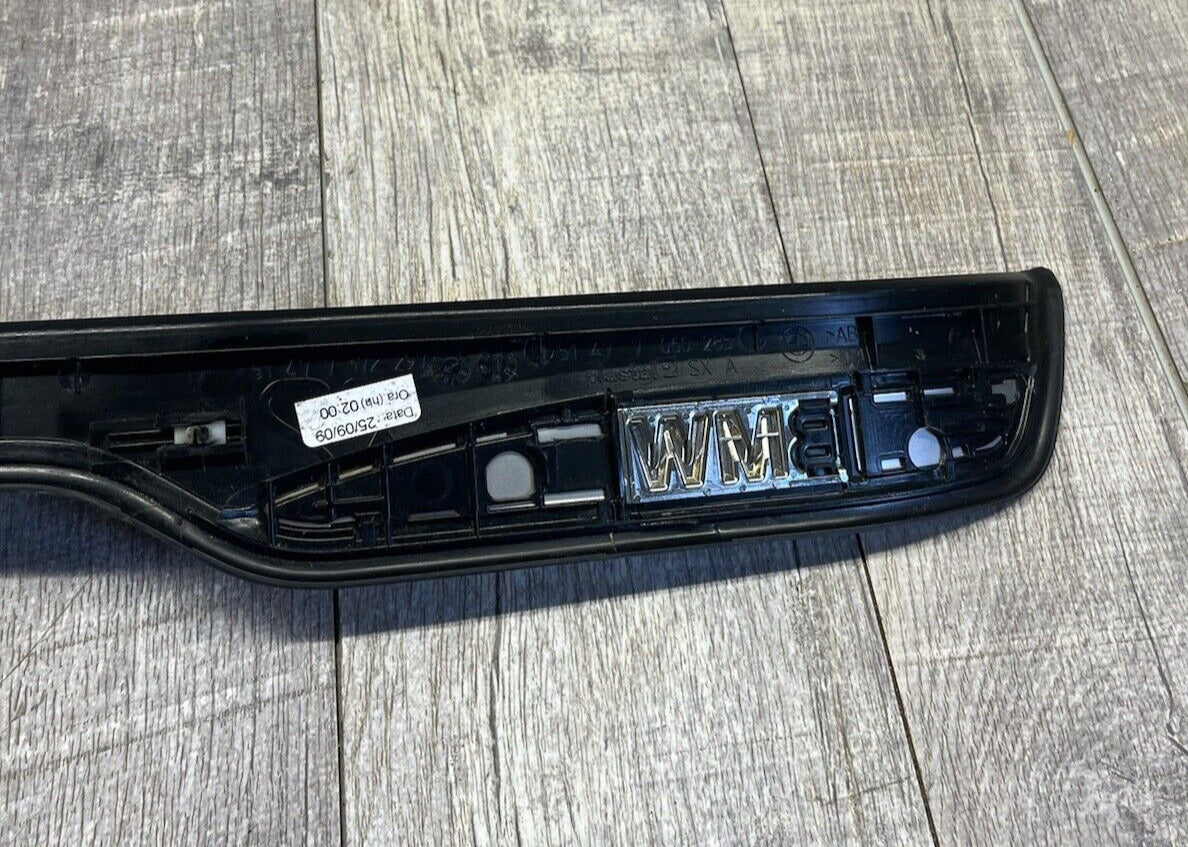 2007-11 BMW E90 E91 328i Rear Left Driver Side Door Scuff Tread Plate OEM