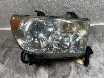 2007-13 Toyota Tundra Right Passenger Headlight Halogen OEM