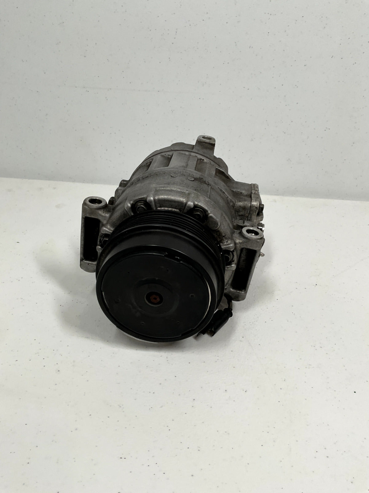 2007-11 Mercedes W221 S550 CL550 A/C Air Conditioning Compressor OEM