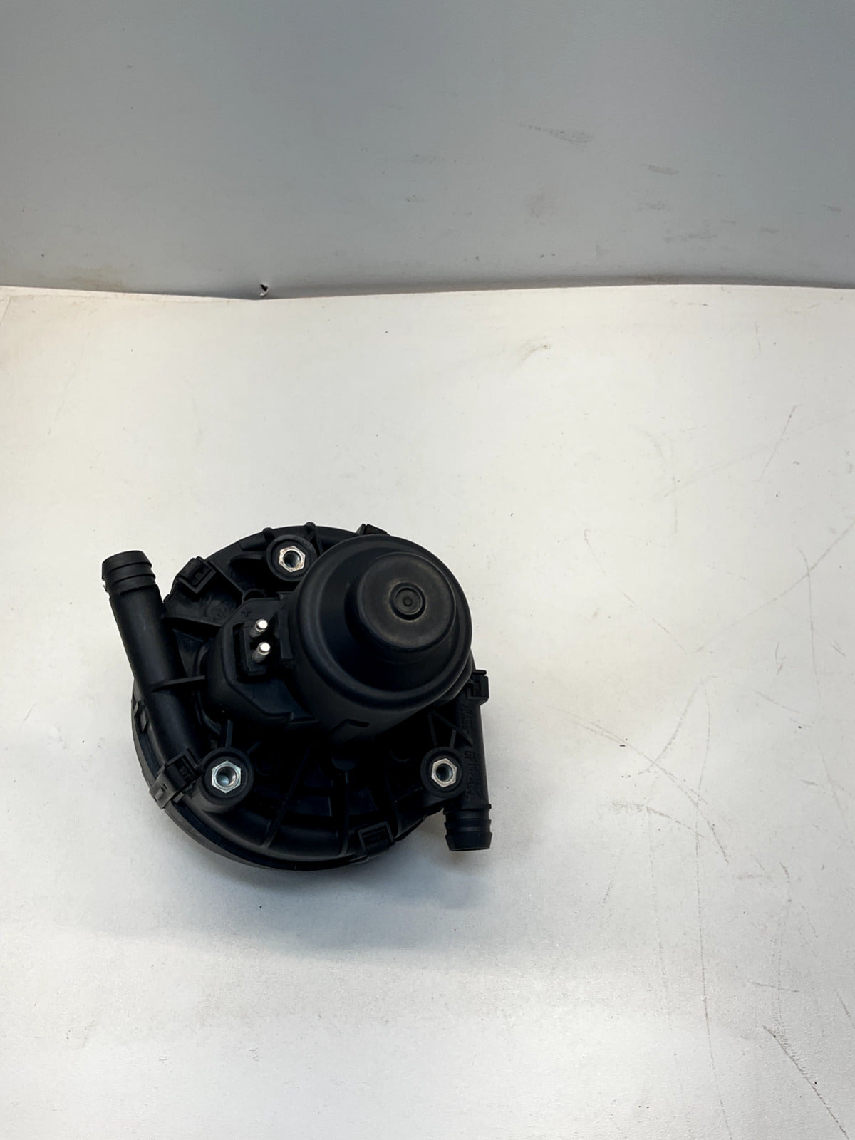 2005-15 Mercedes  W221 S550 SL550 Air Injection Smog Pump OEM