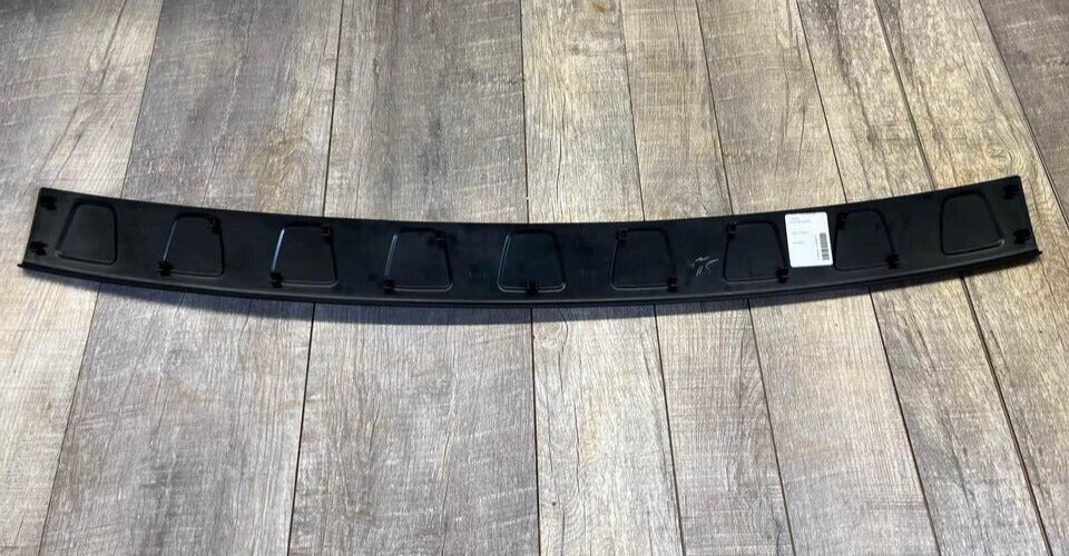 2009-15 Honda Pilot Rear Bumper Step Trim