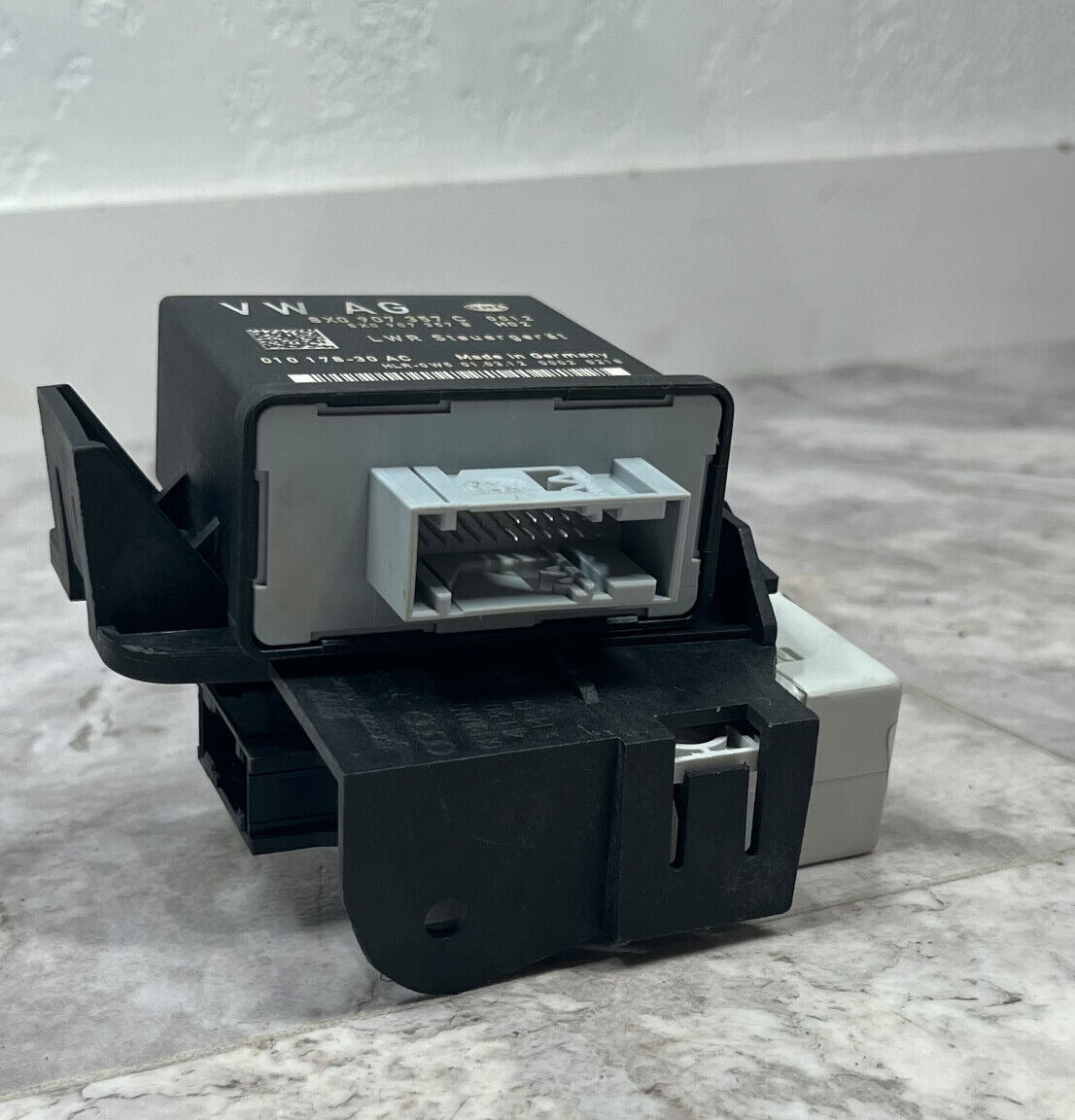 2011-15 Audi Q7 Tire Pressure Monitoring Control Module Unit OEM