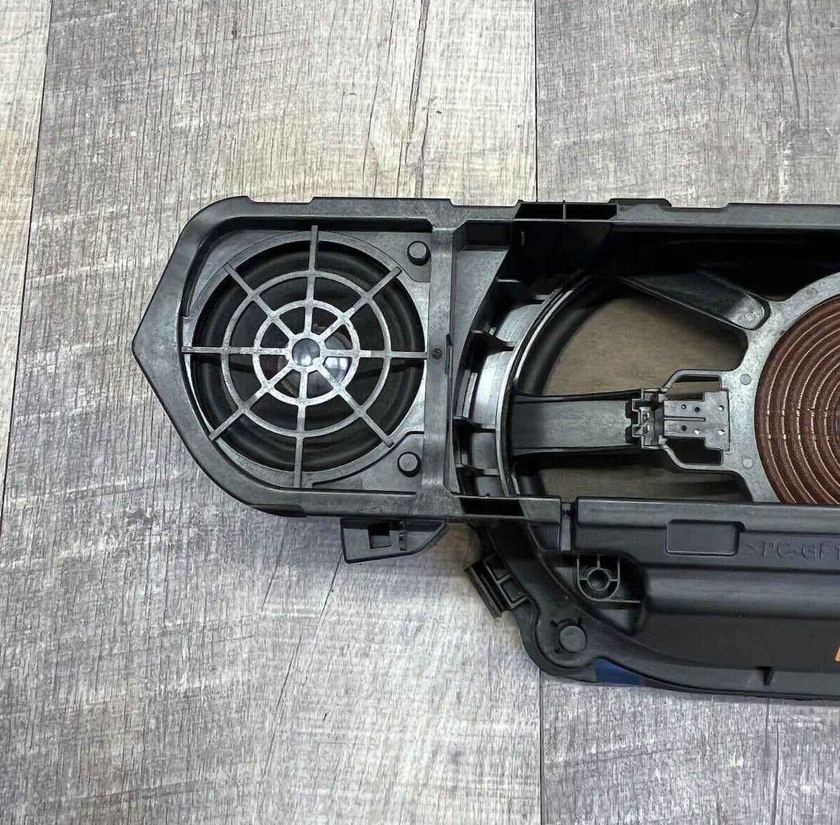 2010-14 Mercedes W221 S550 S400 CL550 Subwoofer Sub Woofer Speaker OEM