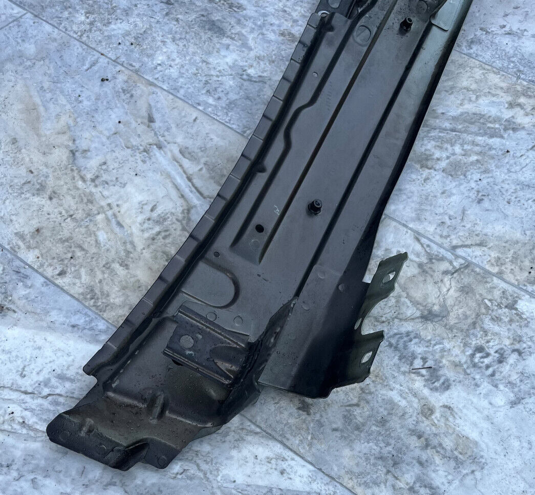 2007-15 Audi Q7 Front Right Upper Fender Mount Bracket Reinforcement OEM