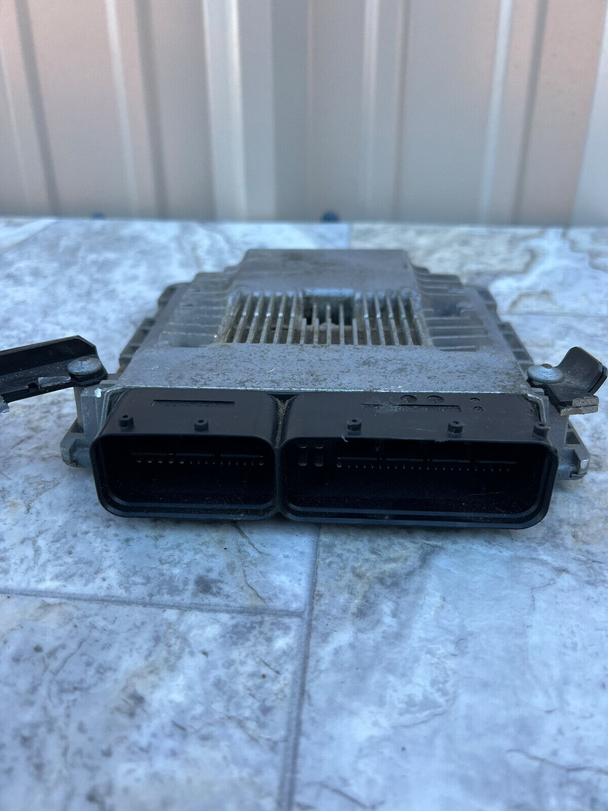 2010-12 Audi Q7 Engine Control Module ECU Computer OEM