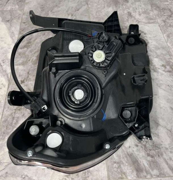 2014-17 Toyota Tundra Left Driver Side Headlight Halogen W/LED