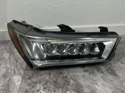 2017-20 Acura MDX Right Passenger Headlight LED OEM Selling It For Parts Only
