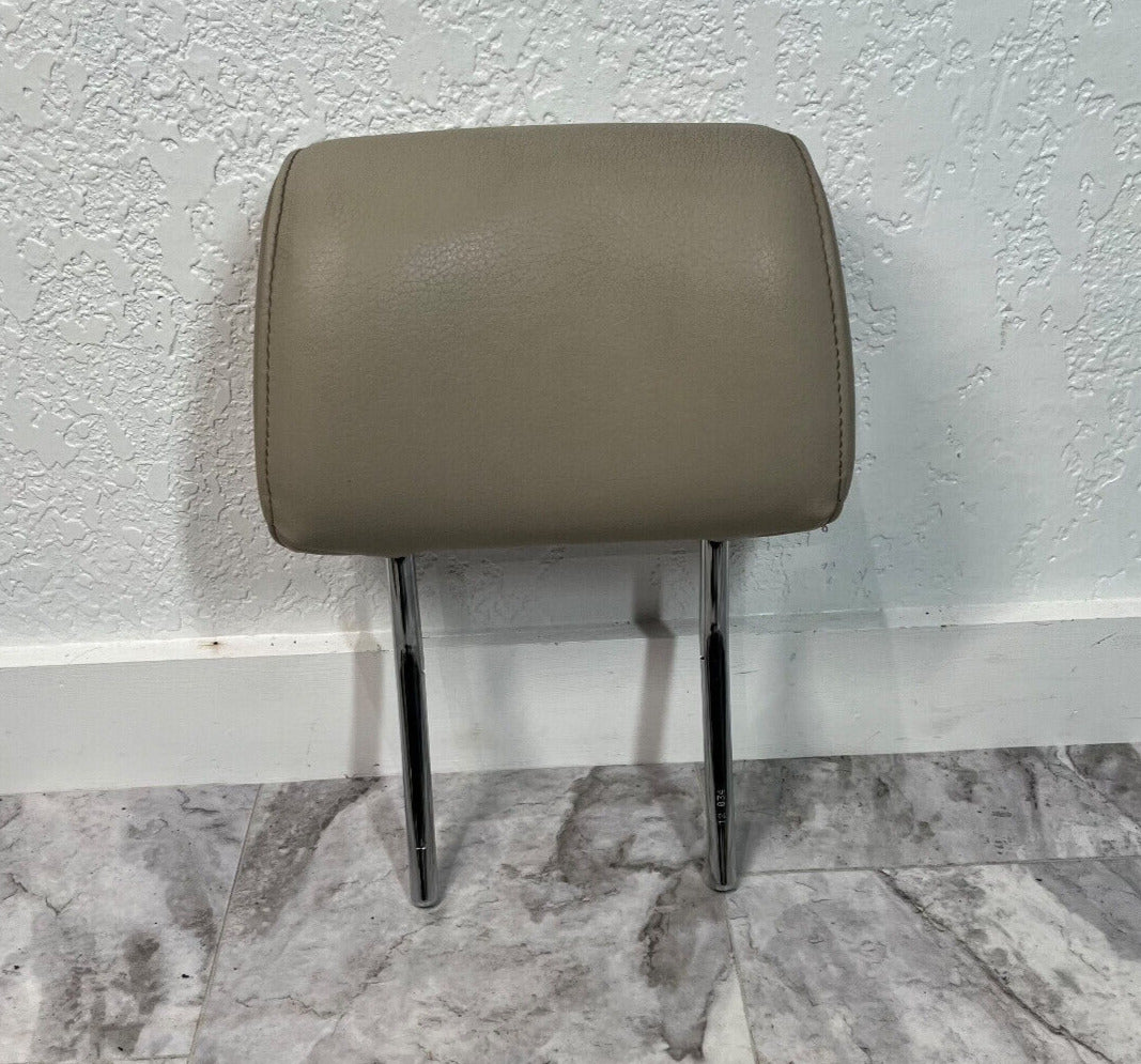 2007-15 Audi Q7 Front Right Passenger Headrest OEM