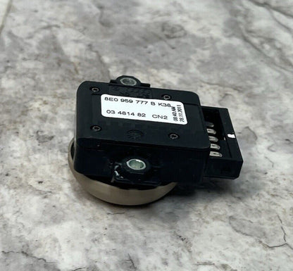 2007-15 Audi Q7 Front Left Driver Side Seat Lumbar Adjustment Switch OEM