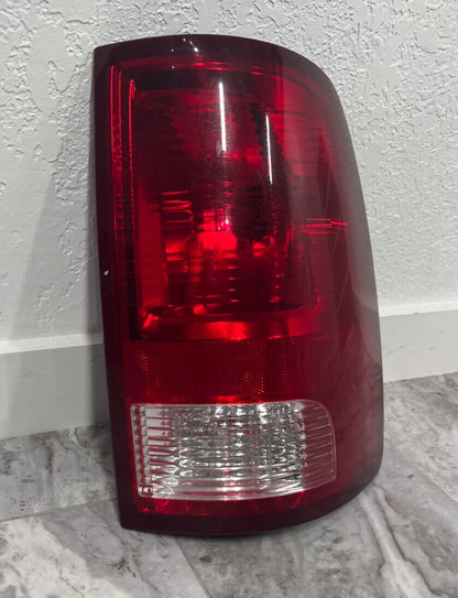 2009-18 Dodge Ram 1500/2500/3500 Rear Passenger Right Side Tail Light