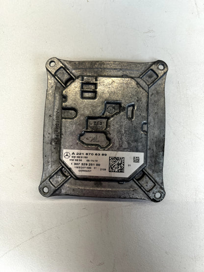 2014 Mercedes S550 CL550 LED Headlight Voltage Regulator Ballast Module OEM