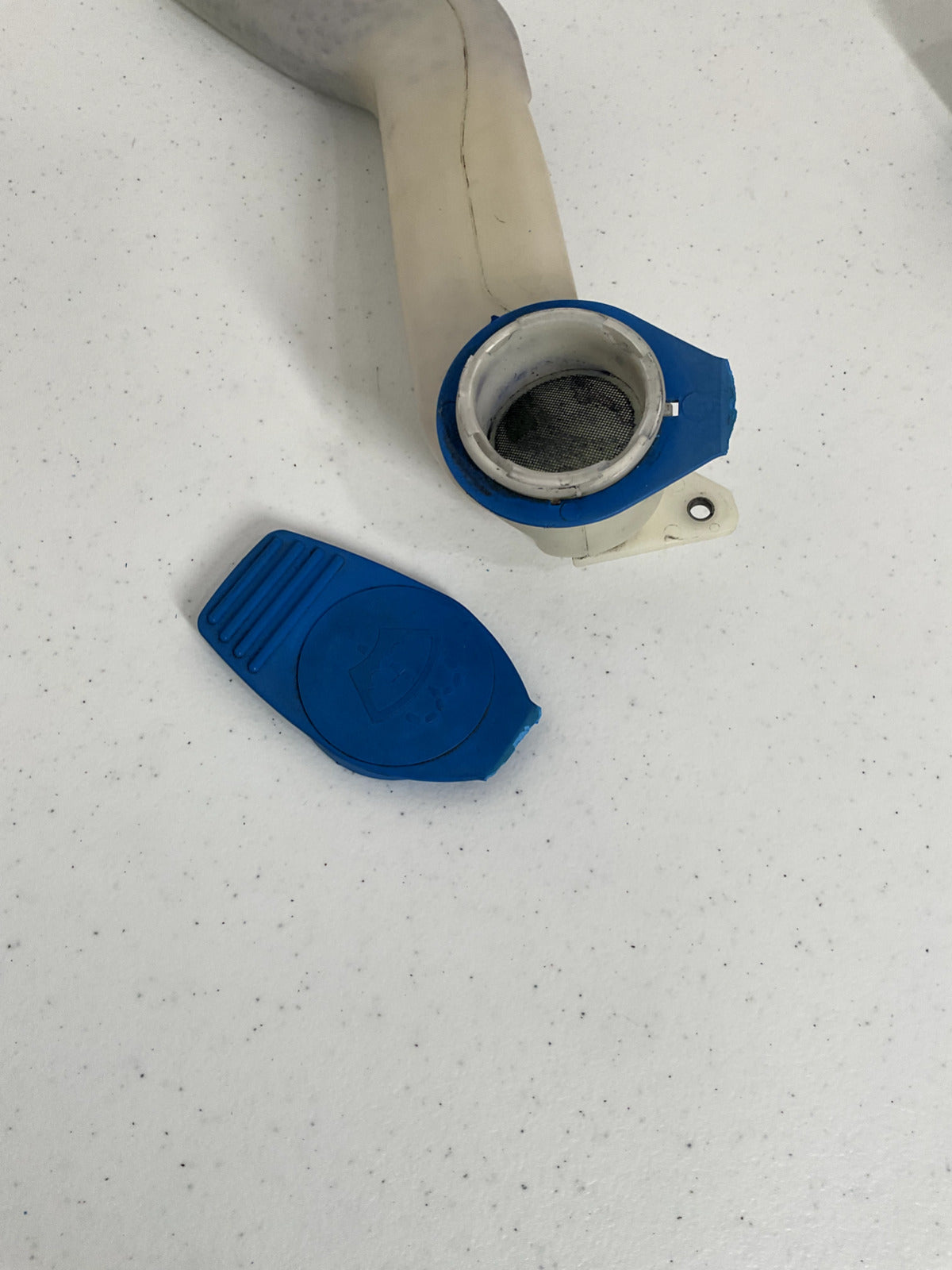 2007-15 Audi Q7  Windshield Washer Bottle Fluid Reservoir W/ Motor OEM