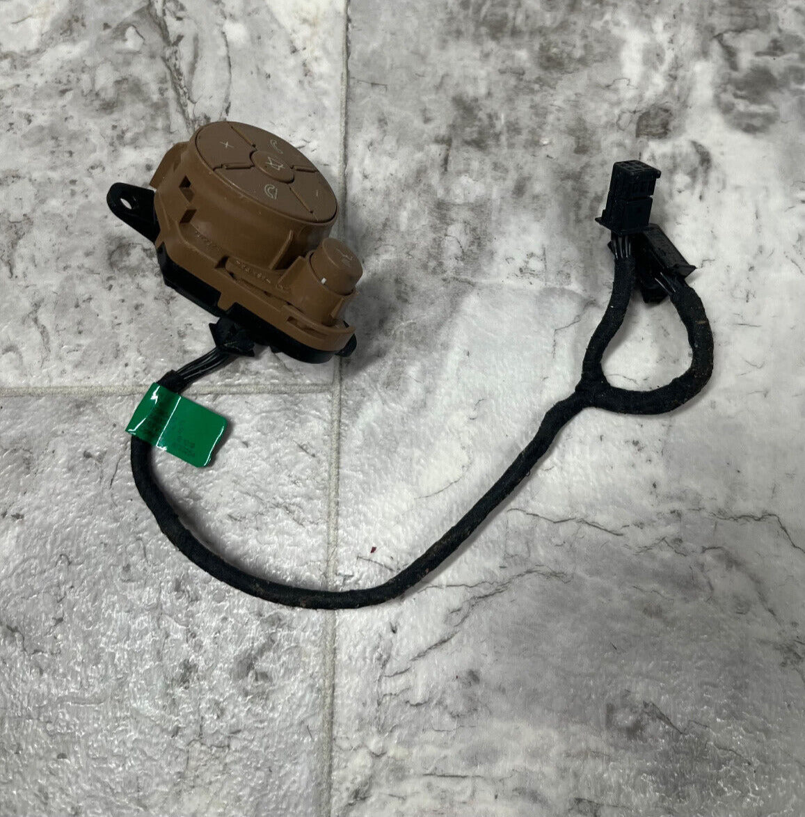 2010-13 Mercedes S550 Steering Wheel Control Switch Button Multi Switch