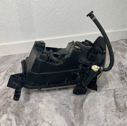 2007-13 Toyota Tundra Right Passenger Headlight Halogen OEM