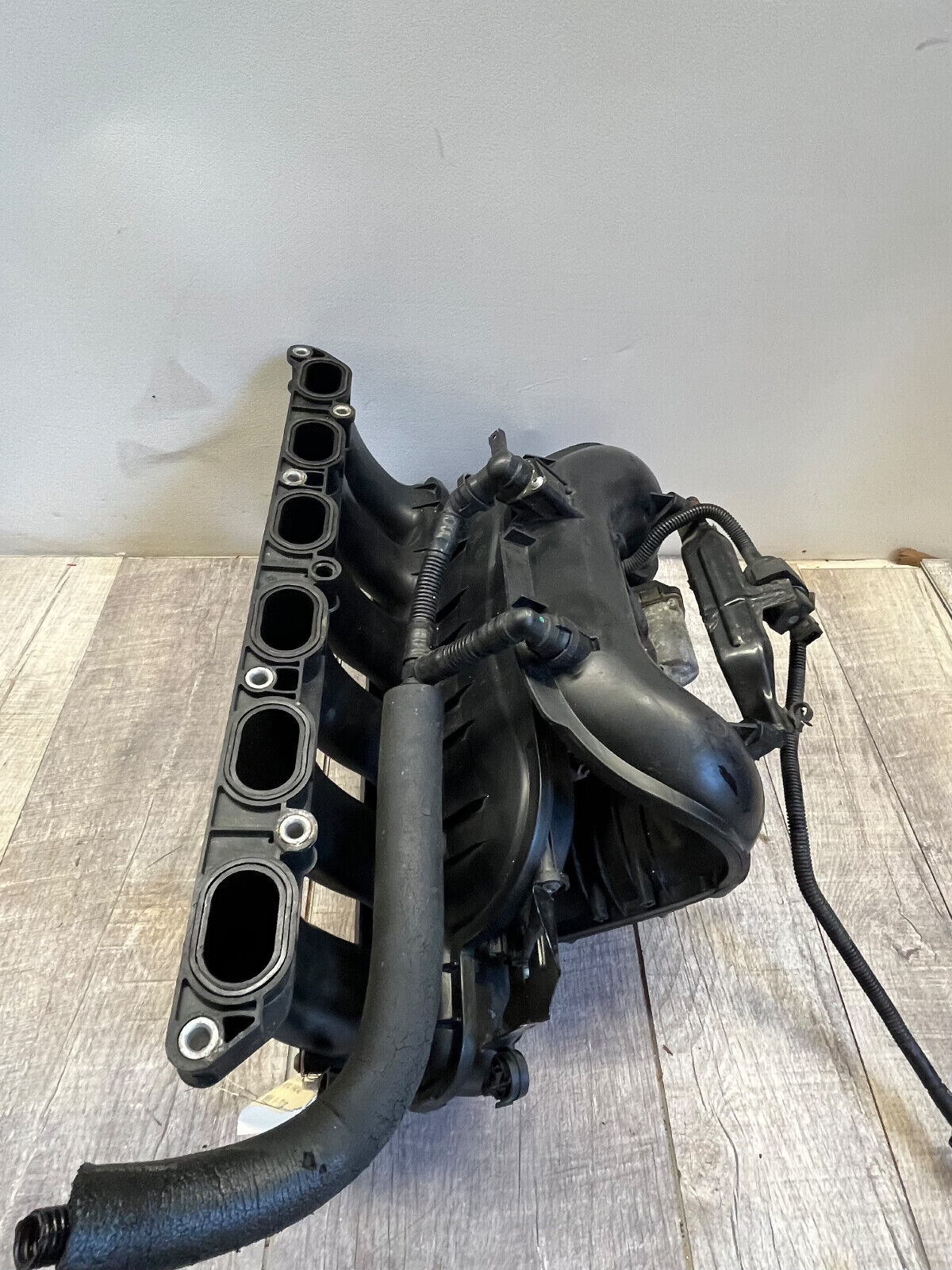 2006-13 BMW E90 328i Engine Motor Intake Manifold OEM