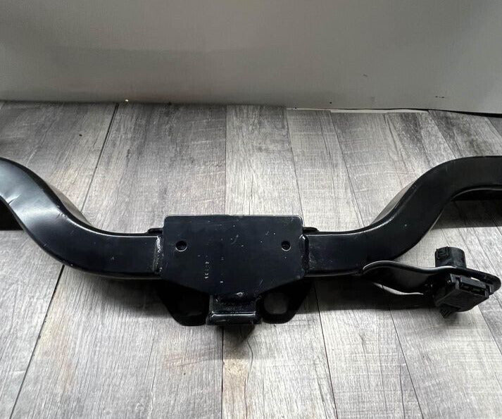 2013-20 INFINITI QX60 Rear Bumper Back Towing Trailer Hicth Bar Frame OEM