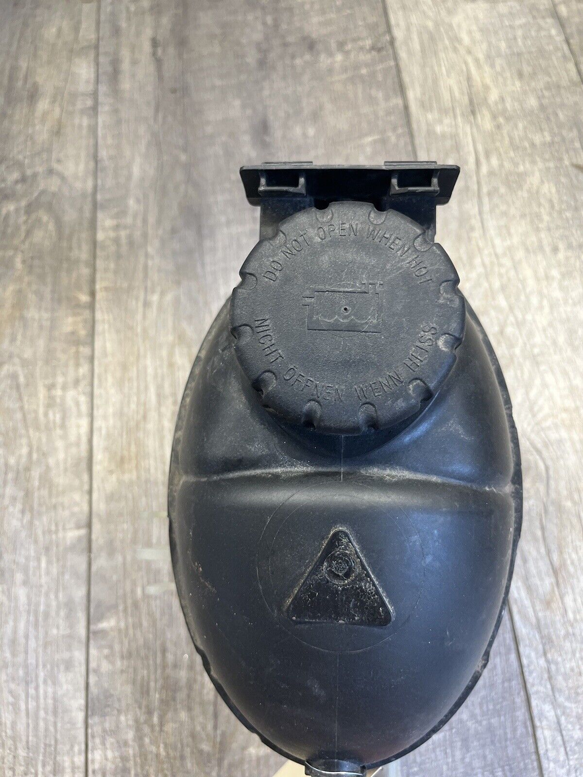 2008-11 Mercedes W204 C250 C300 Radiator Coolant Overflow Tank Reservoir OEM