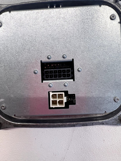 2014 Mercedes S550 CL550 LED Headlight Voltage Regulator Ballast Module OEM