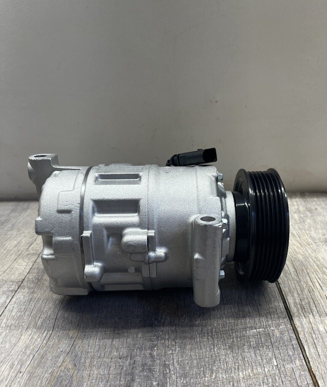 2007-10 Audi Q7 3.6L V6 Engine AC A/C Compressor OEM