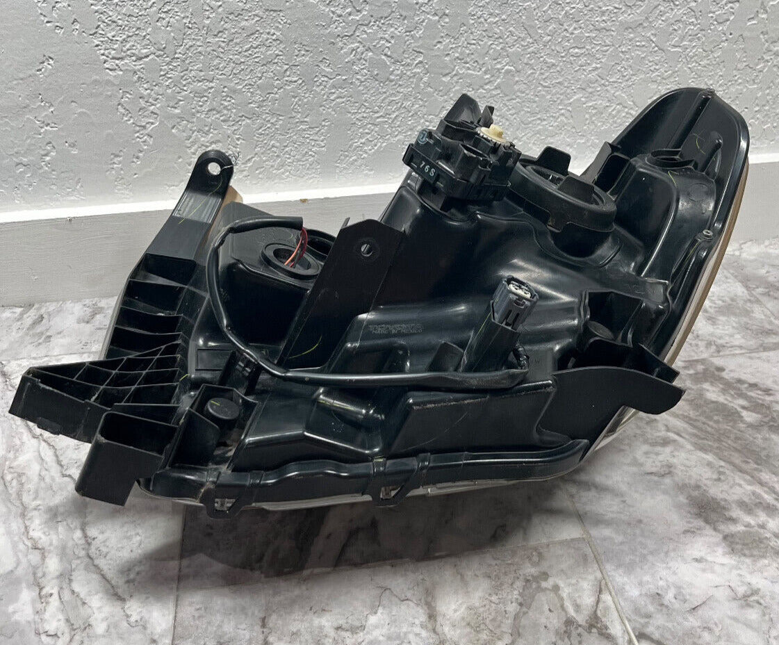 2014-17 Toyota Tundra Right Passenger Side Headlight Halogen OEM