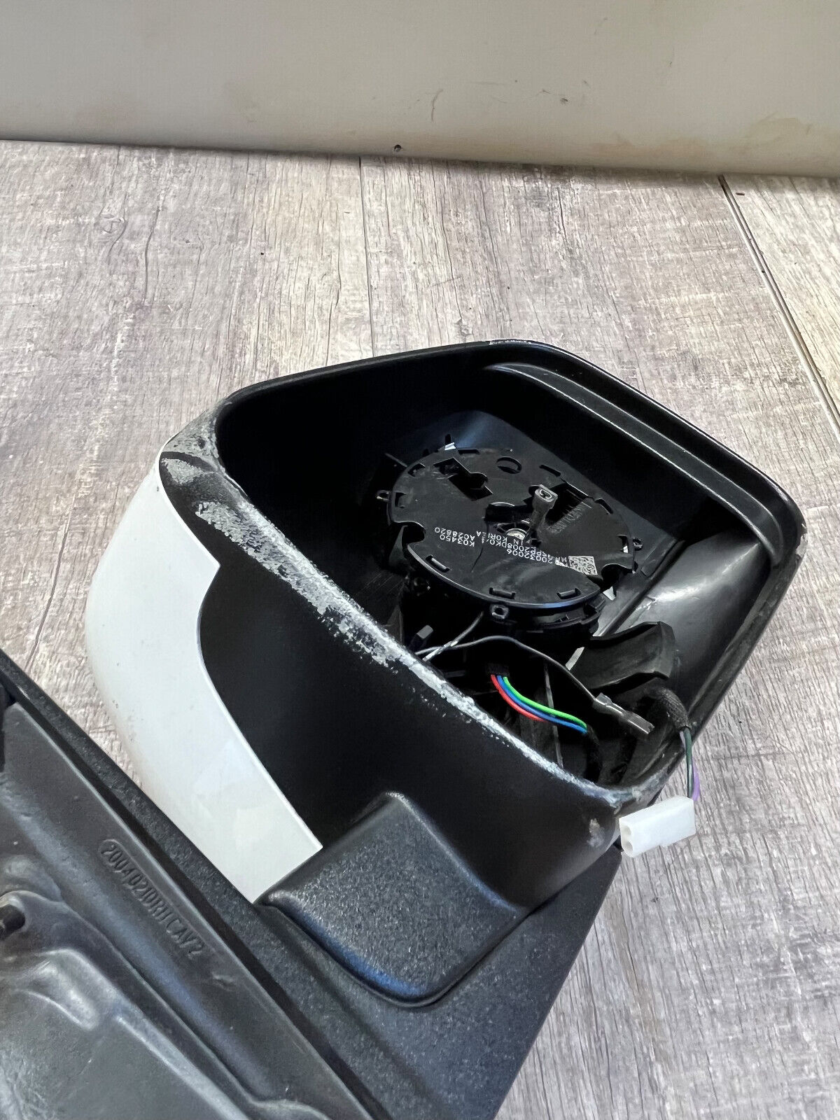 2011-15 Dodge Durango Right Side Door Mirror W/O Mirror OEM