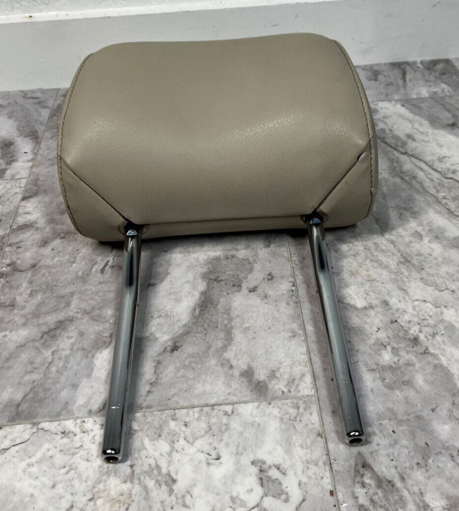 2007-15 Audi Q7 Front Right Passenger Headrest OEM