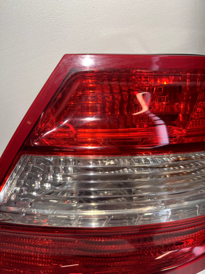 2008-10 Mercedes C300 Right Side Taillight Lamp