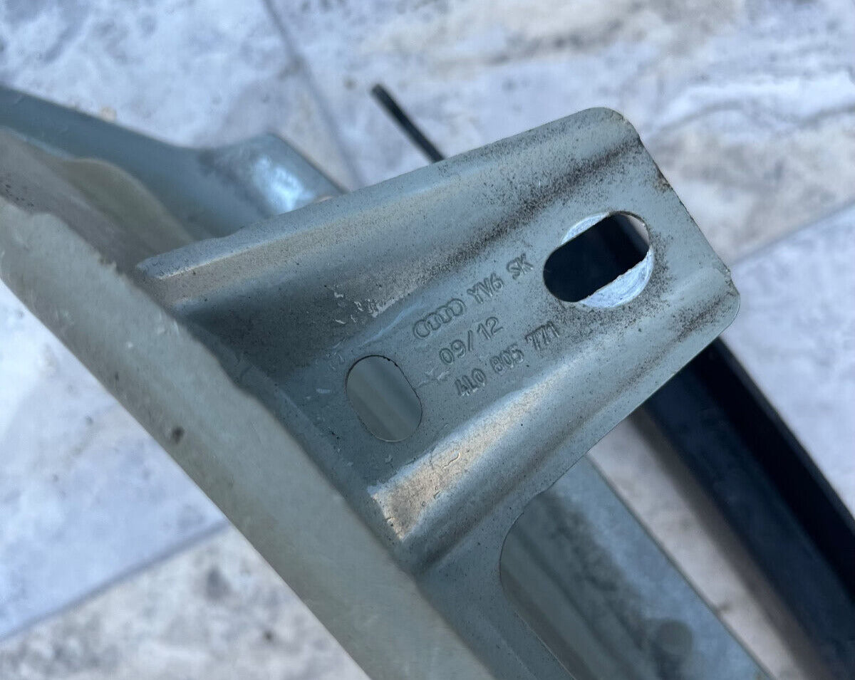 2007-15 Audi Q7 Front Left Fender Upper Reinforcement Support Bracket OEM