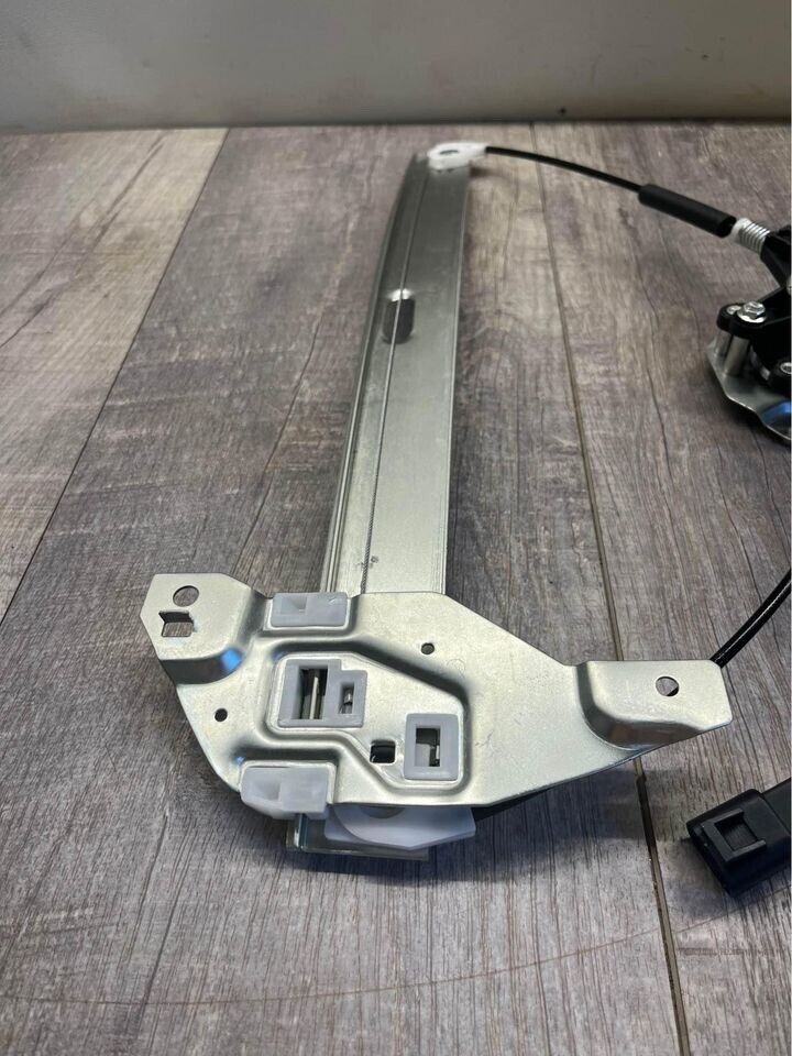 2006-13 Chevy Impala Power Window Motor & Regulator Assembly