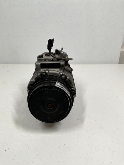 2007-11 Mercedes W221 S550 CL550 A/C Air Conditioning Compressor OEM