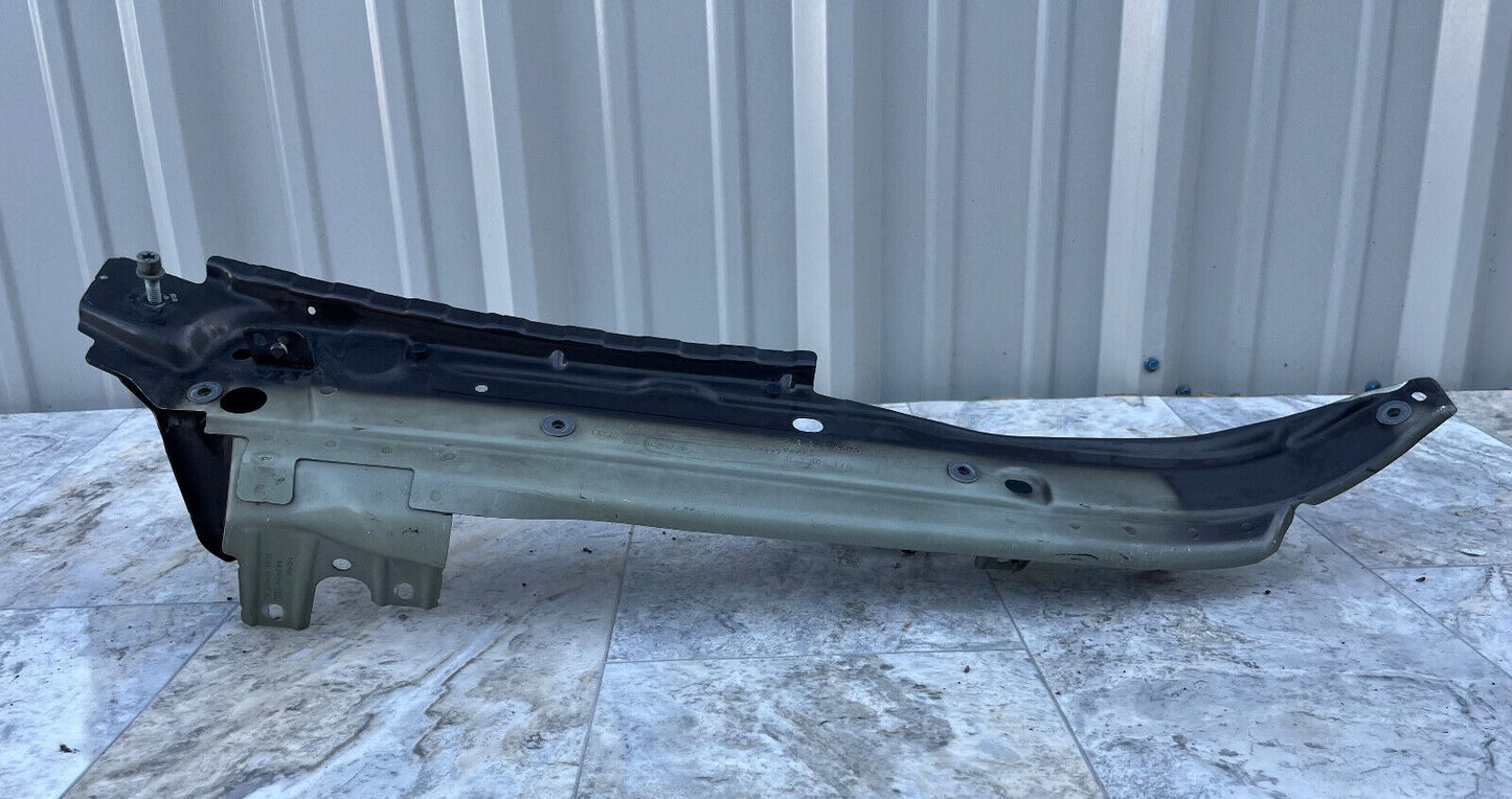 2007-15 Audi Q7 Front Left Fender Upper Reinforcement Support Bracket OEM