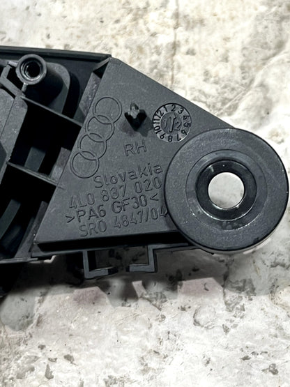 2007-15 Audi Q7 Front Right Interior Door Release Handle OEM