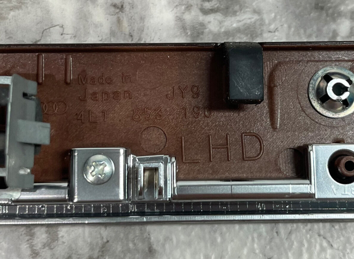 2010-15 Audi Q7 Front Right Wood Dashboard Dash Panel Trim OEM