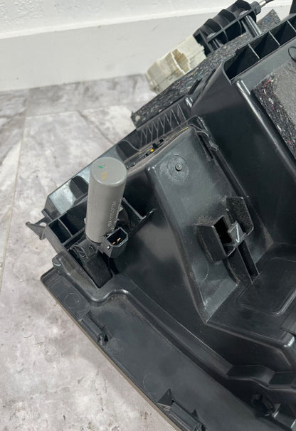 2007-15 Audi Q7 Front Right Side Dashboard Glove Box Storage Compartment OEM