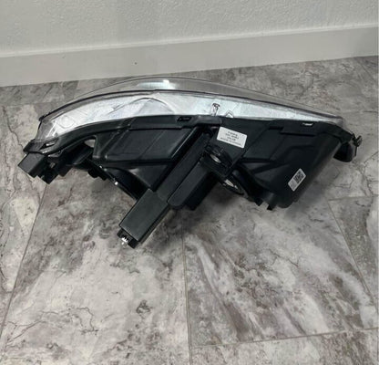 2008-16 Chrysler Town & Country Driver Left HID Xenon Headlight