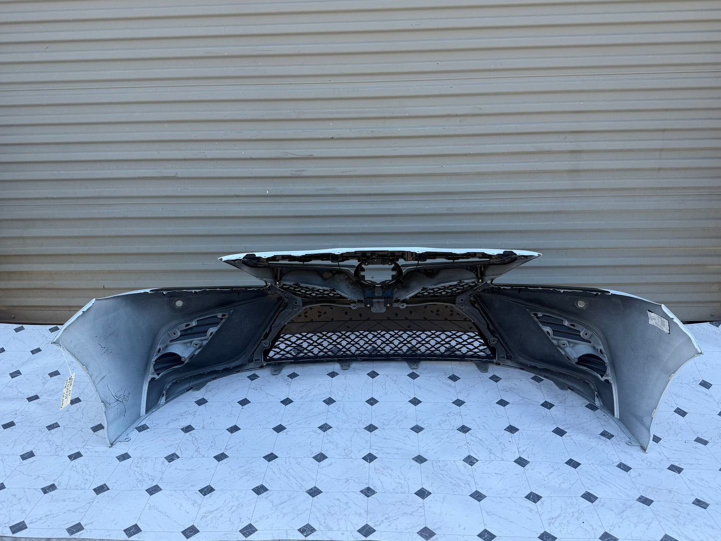 2018-20 Toyota Camry Front Bumper OEM