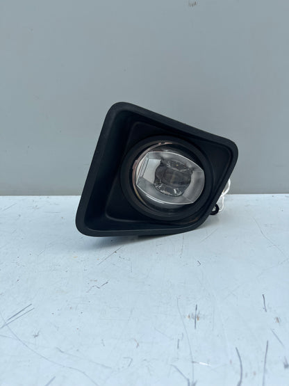 2016-20 Toyota Tundra Bumper Mount Fog Lamp Left