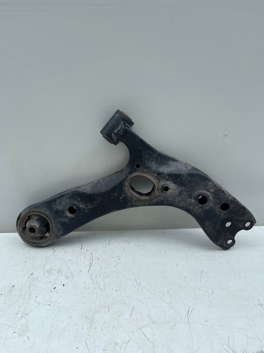 2011-17 Lexus CT200H Lower Arm Control RIGHT