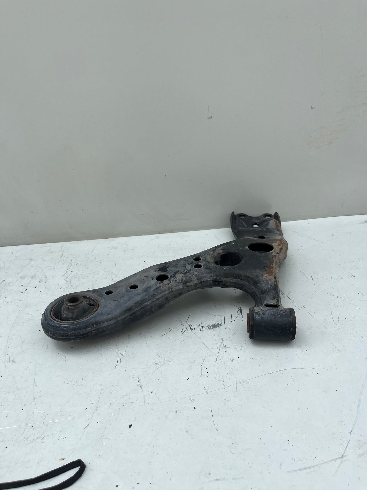 2011-17 Lexus CT200H Lower Arm Control RIGHT