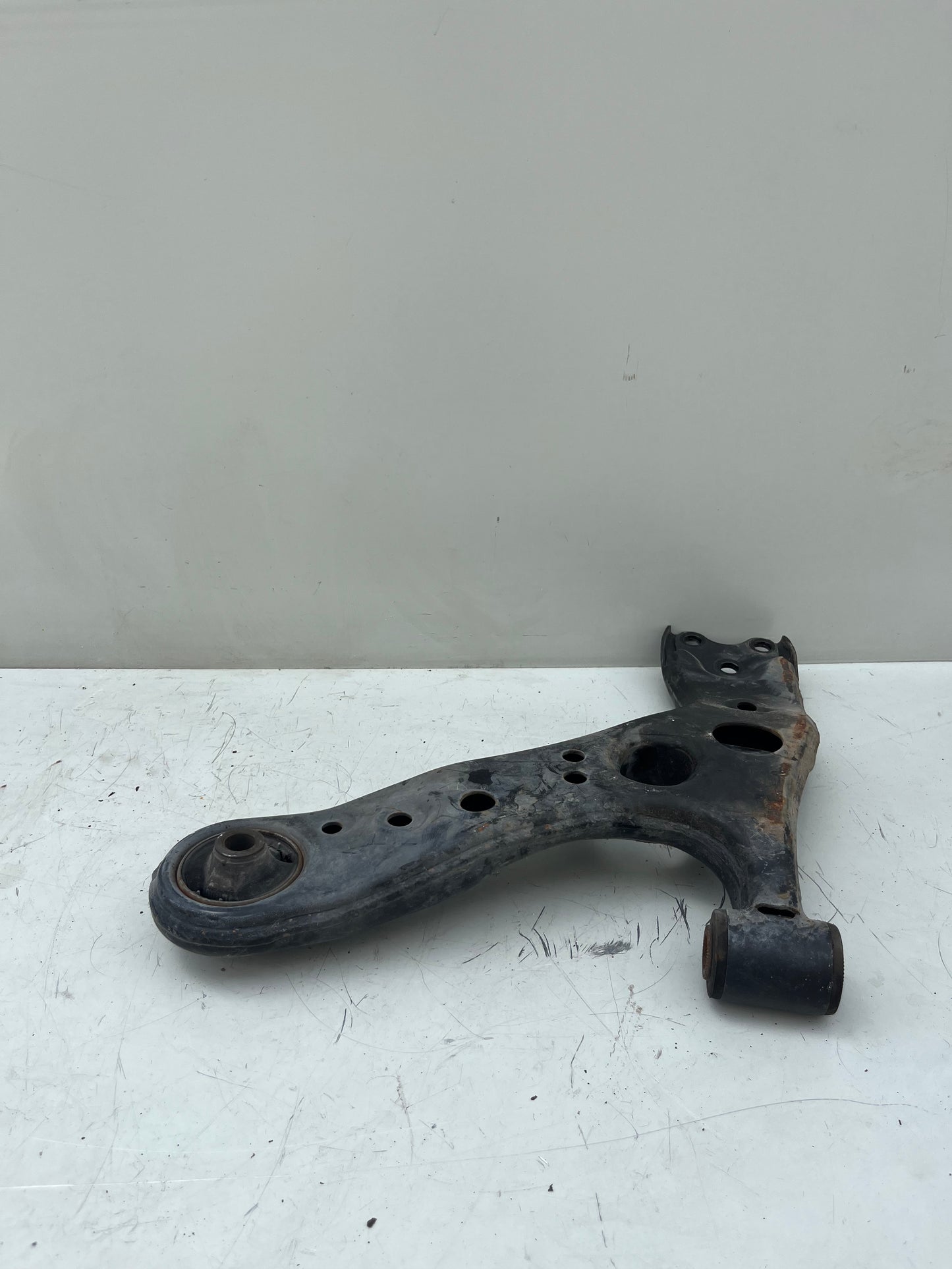 2011-17 Lexus CT200H Lower Arm Control RIGHT