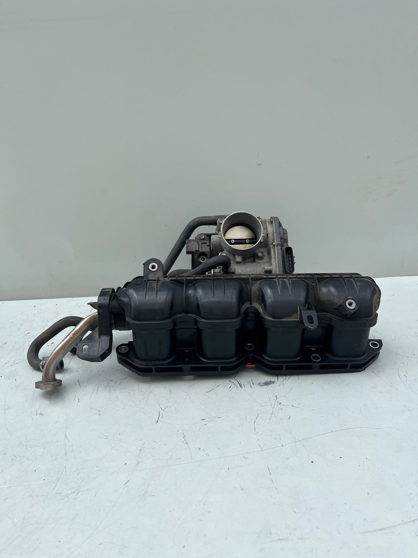 2011-17 Lexus CT200H Intake Mainfold
