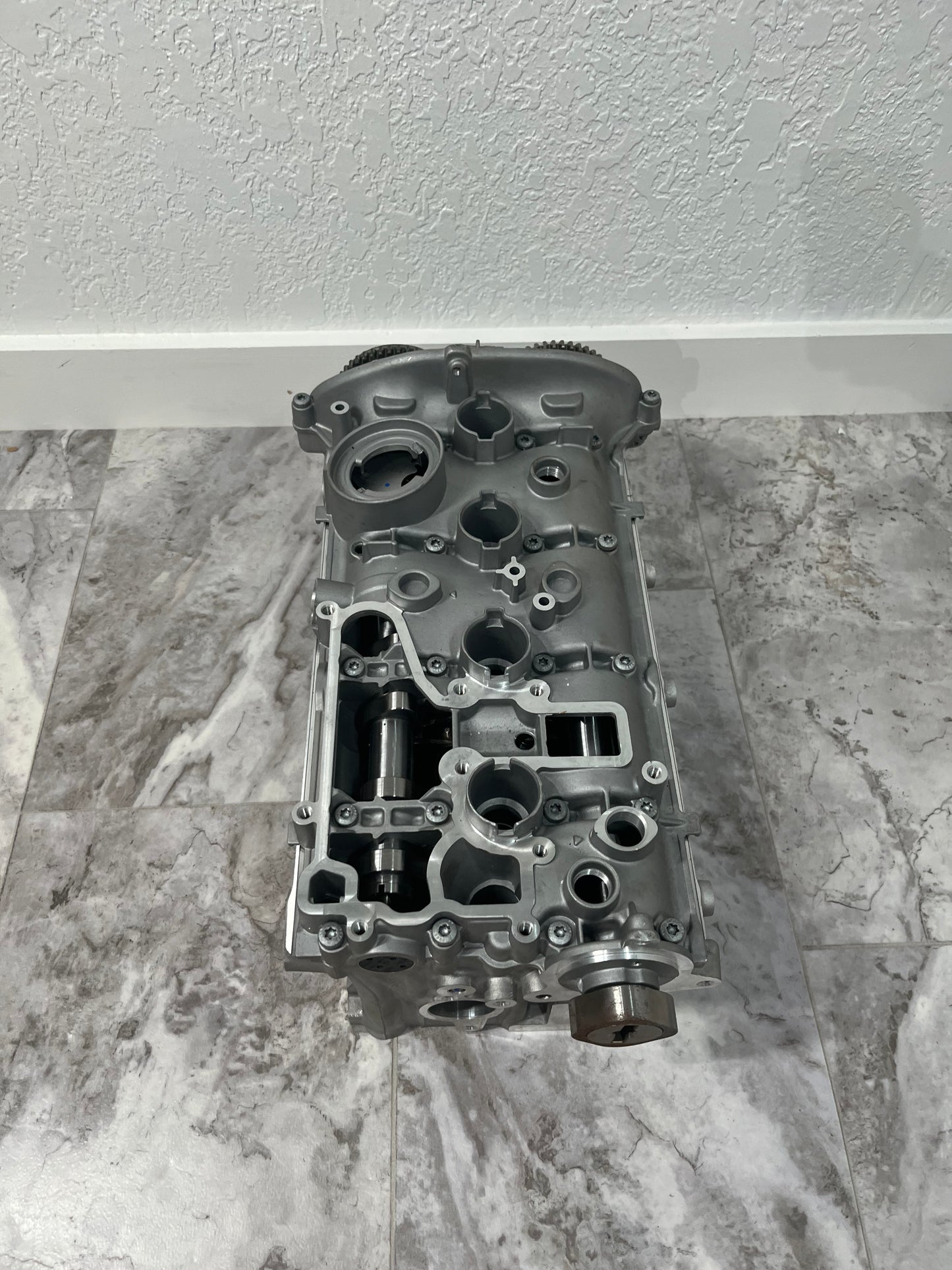 2015-16 Audi A3, A4, Q5, A6 Engine Cylinder Head & Valve & Camshaft Assembly