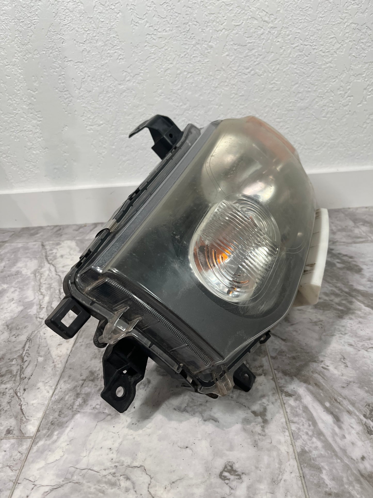 2009-14 Nissan Cube Left Driver Side Headlight