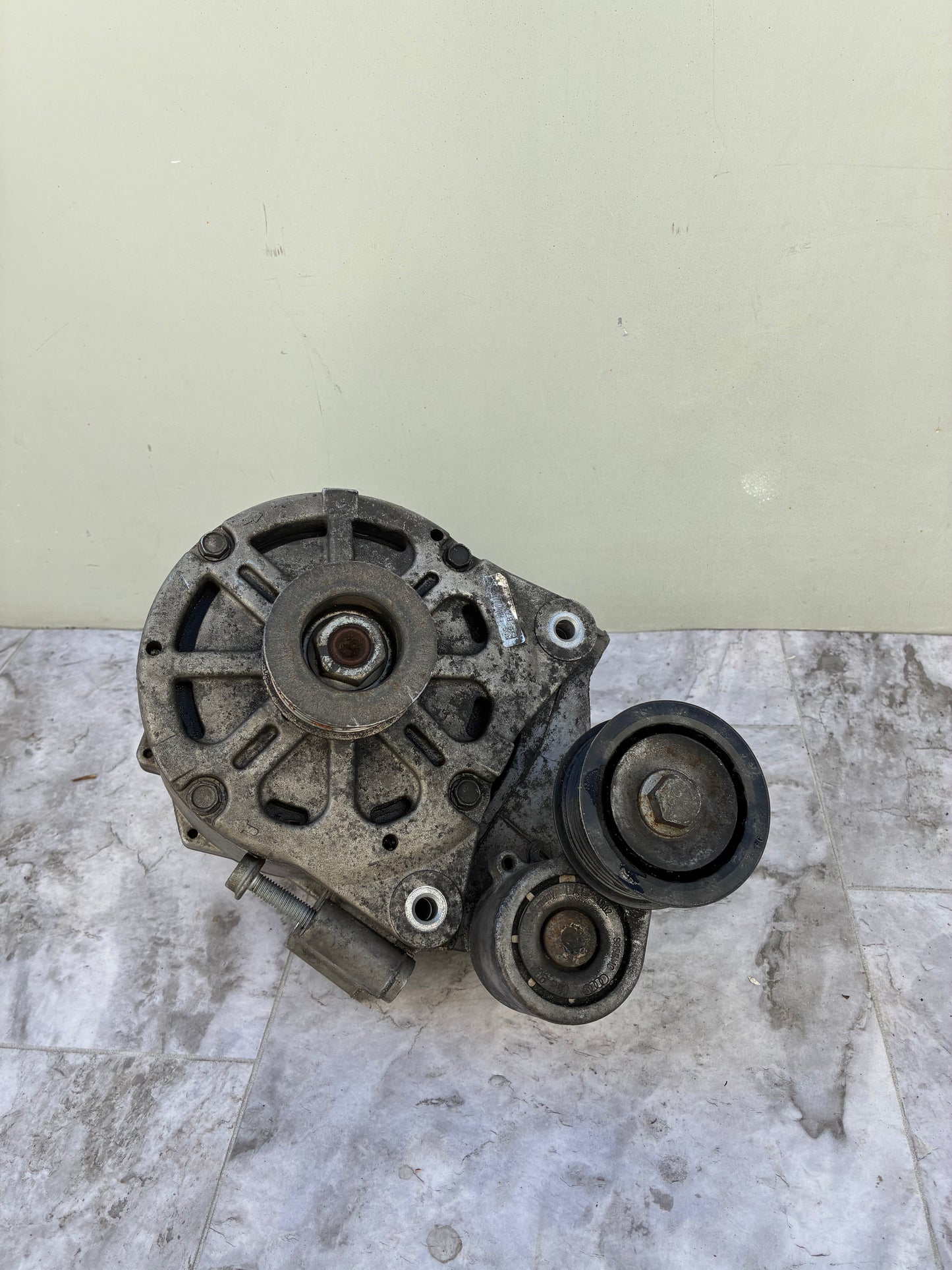 2011-18 Audi Q7 Engine Alternator