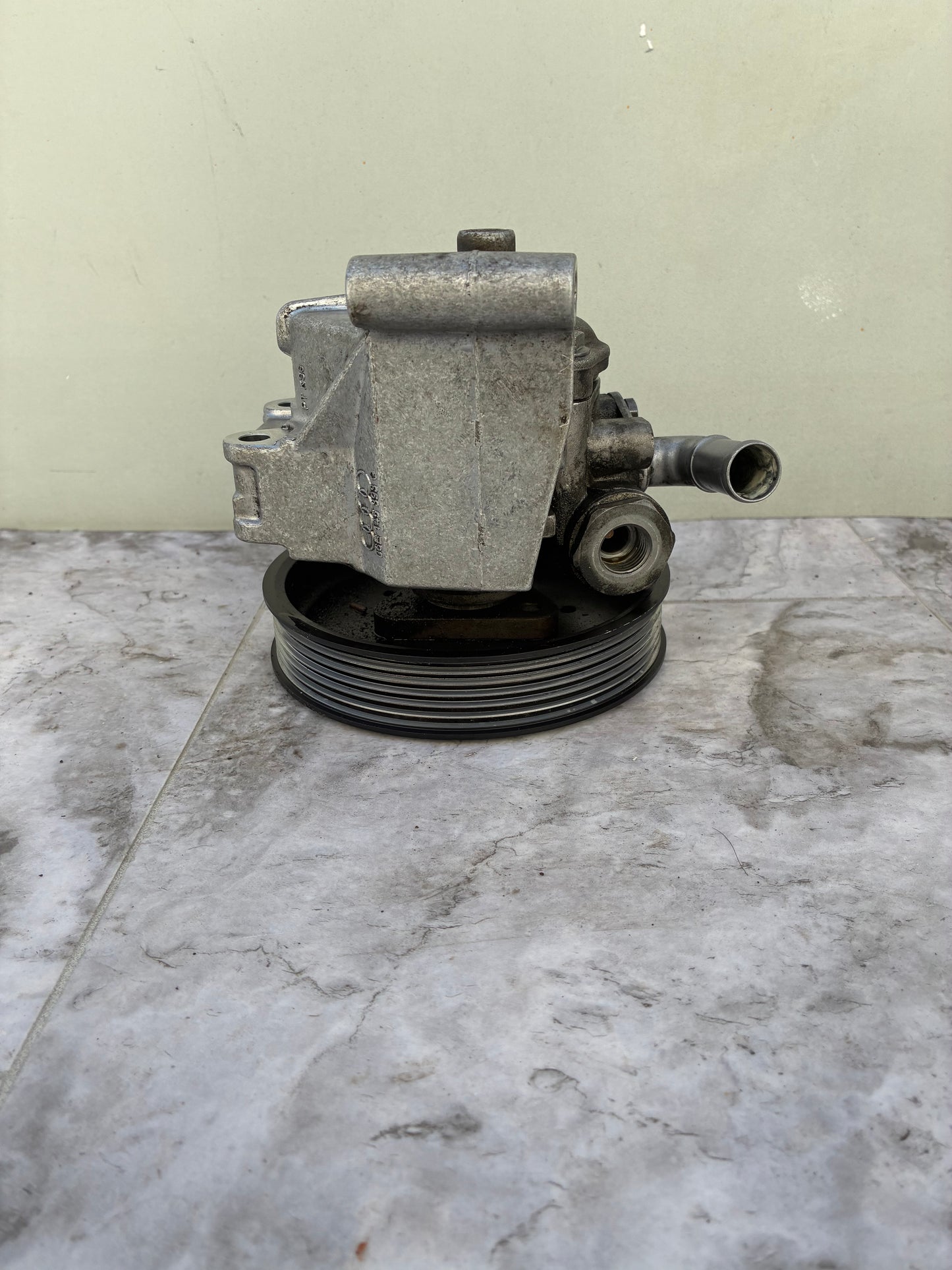 2007-15 Audi Q7 Power Steering Pump